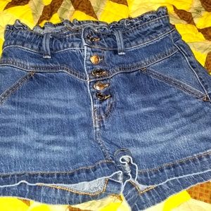 NWOT WILD FABLE SZ:2 HIGH WAIST SHORTS